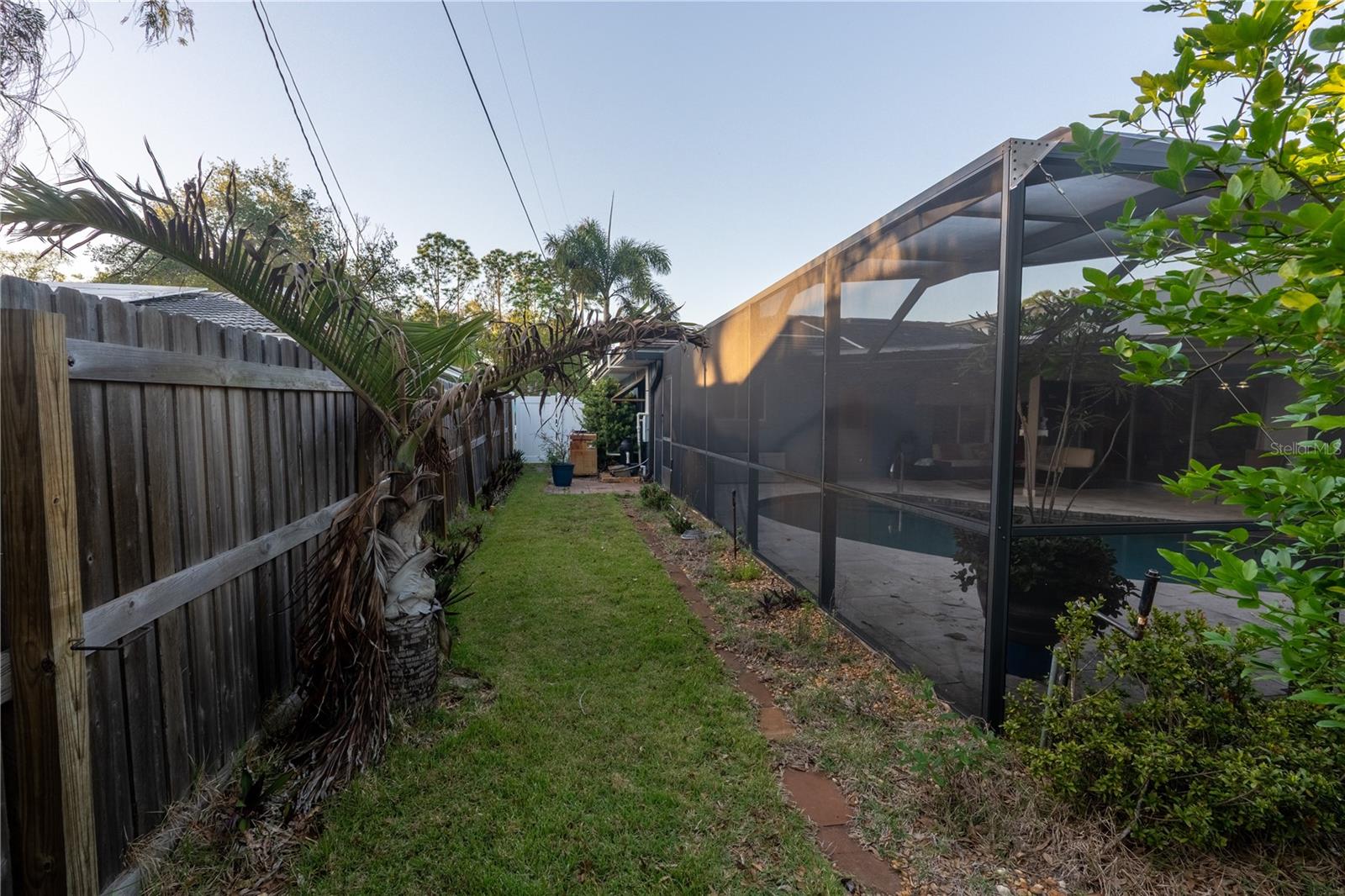 33 SOUTHWIND DR, BELLEAIR BLUFFS, FL, 33770