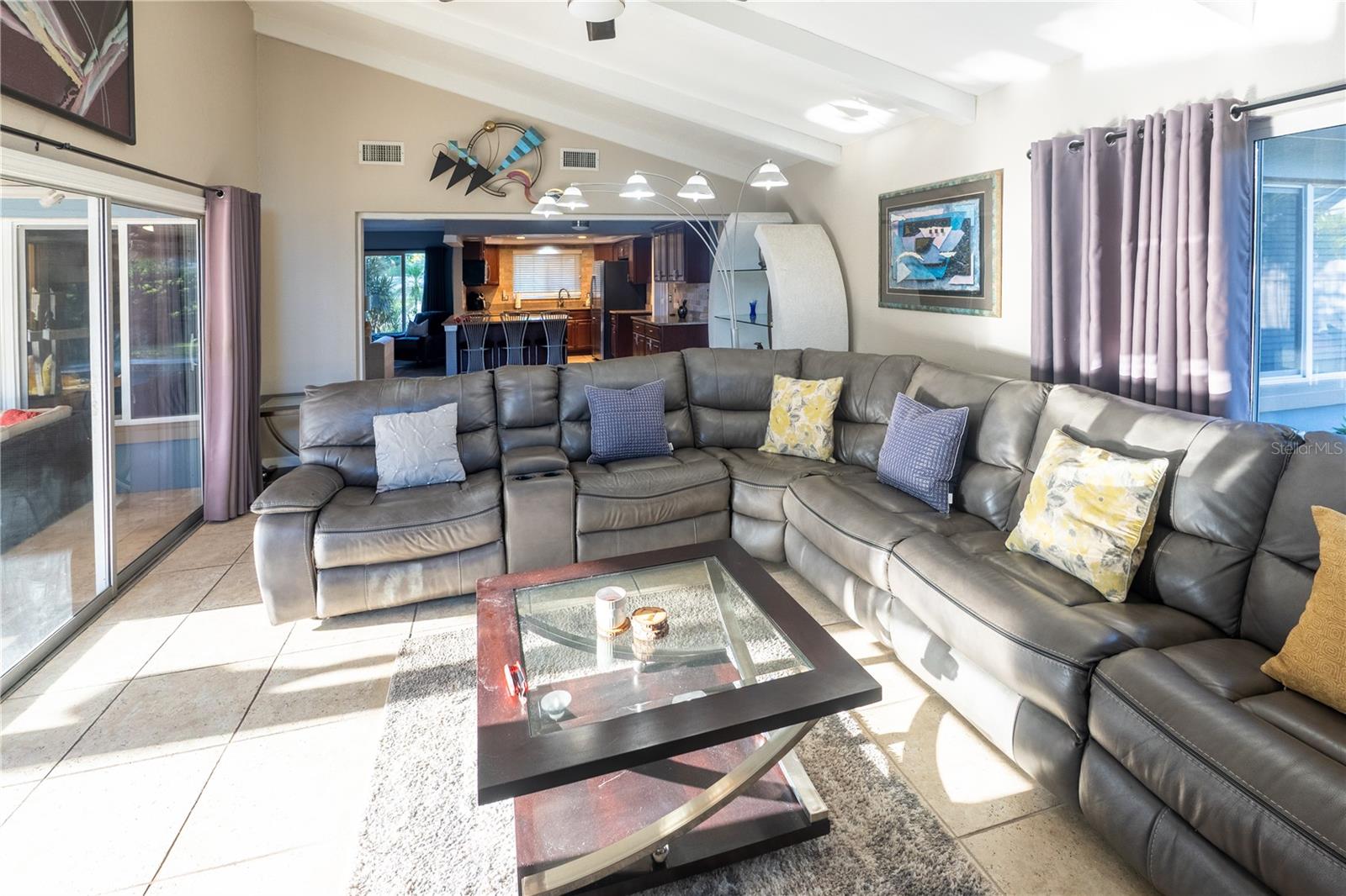 33 SOUTHWIND DR, BELLEAIR BLUFFS, FL, 33770