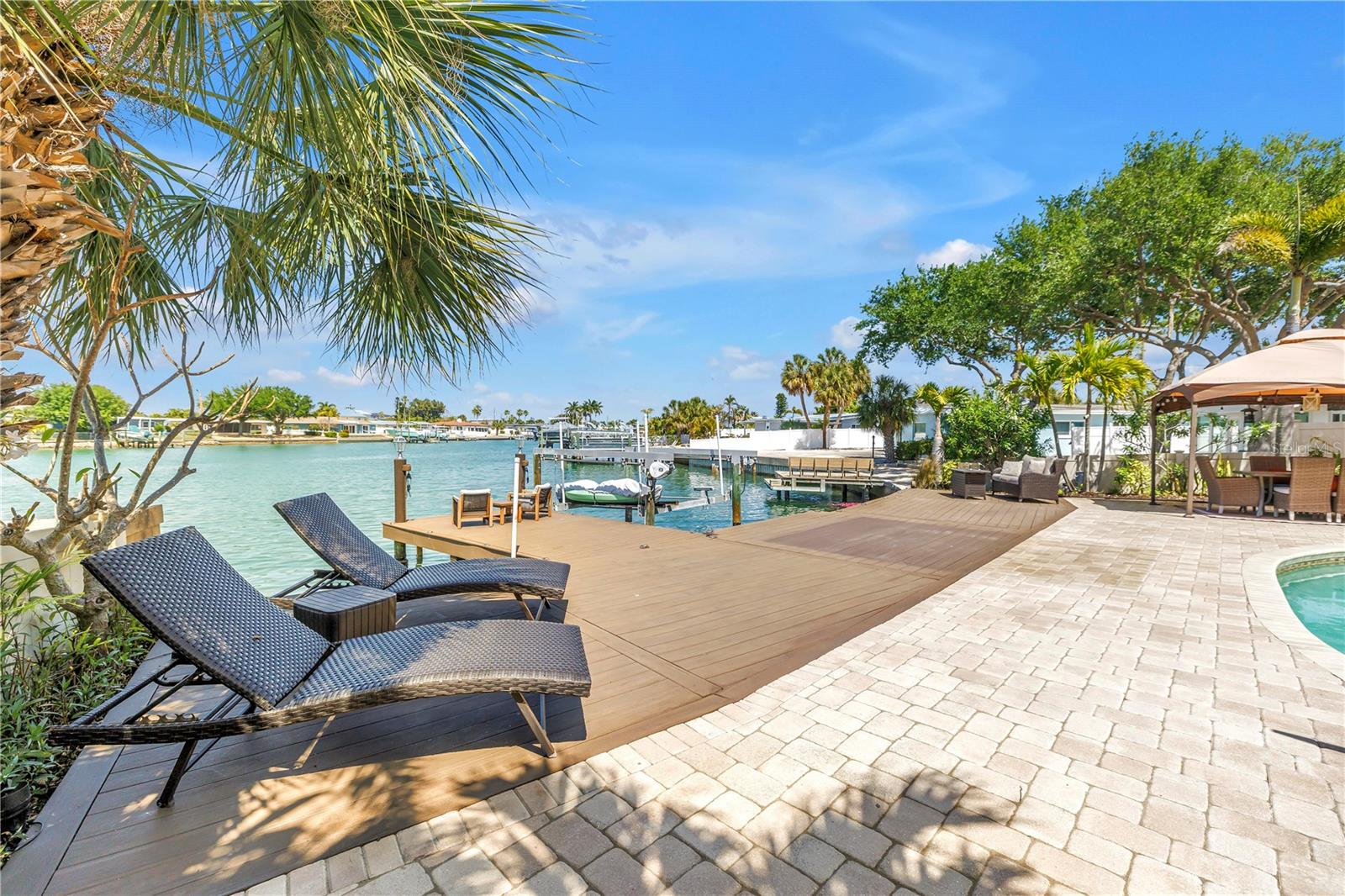 3945 POINSETTIA DR, ST PETE BEACH, FL, 33706