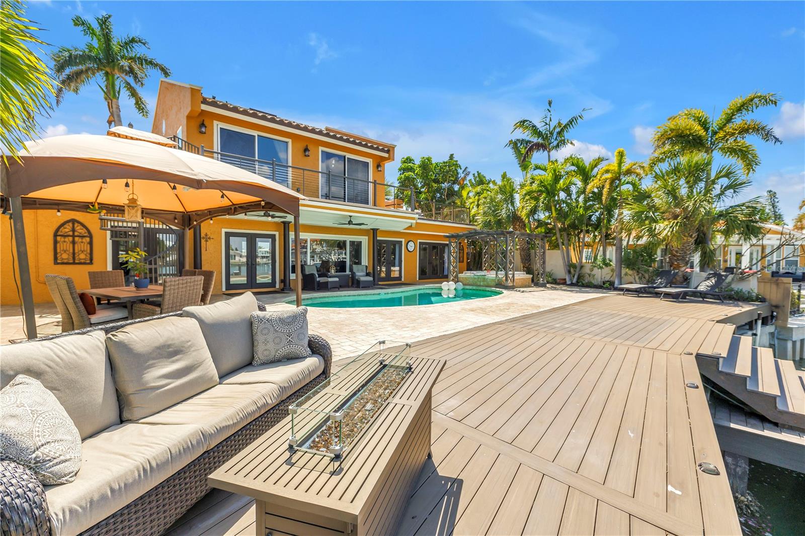 3945 POINSETTIA DR, ST PETE BEACH, FL, 33706