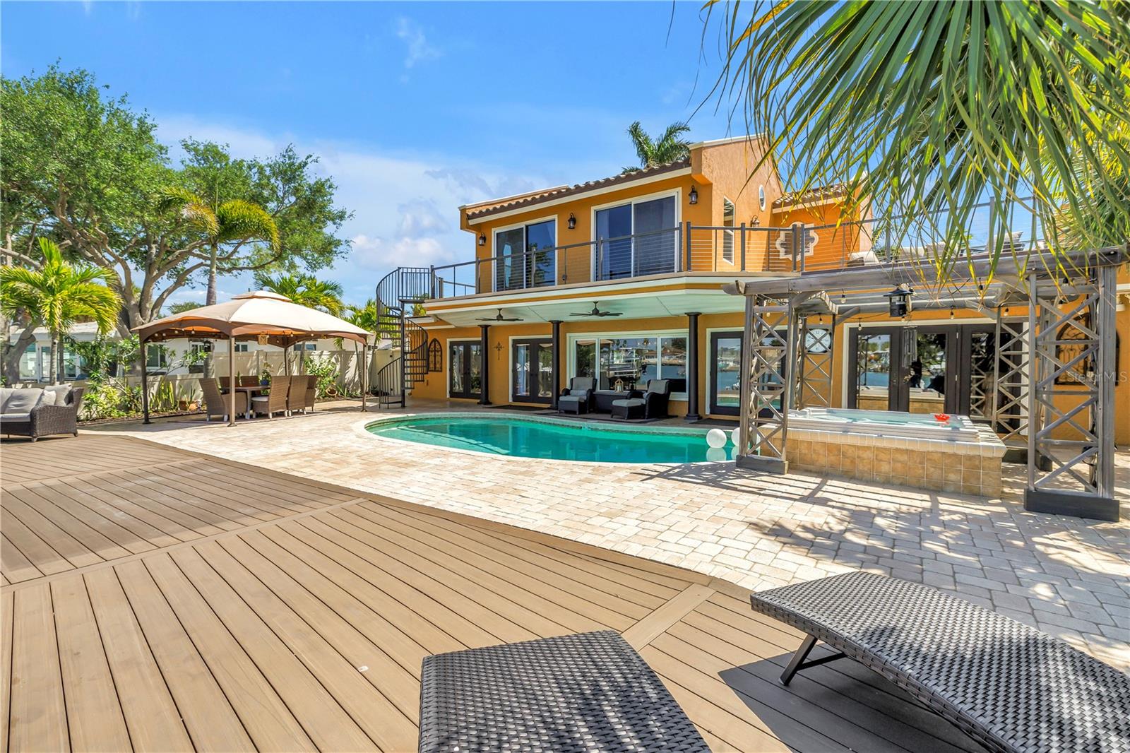 3945 POINSETTIA DR, ST PETE BEACH, FL, 33706