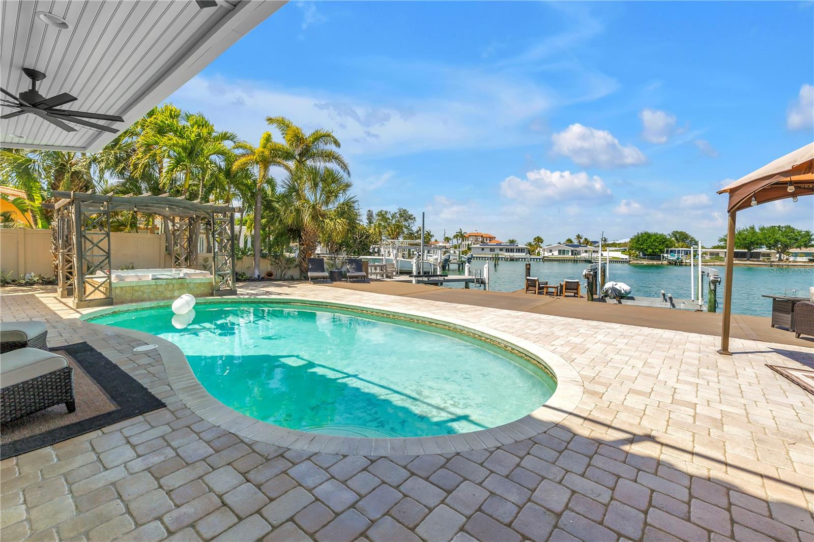 3945 POINSETTIA DR, ST PETE BEACH, FL, 33706