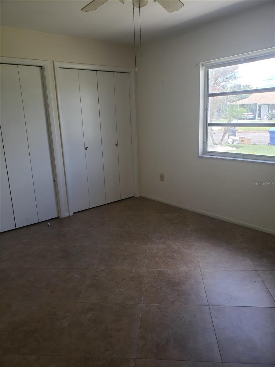 714 INDIAN WELLS AVE, SUN CITY CENTER, FL, 33573