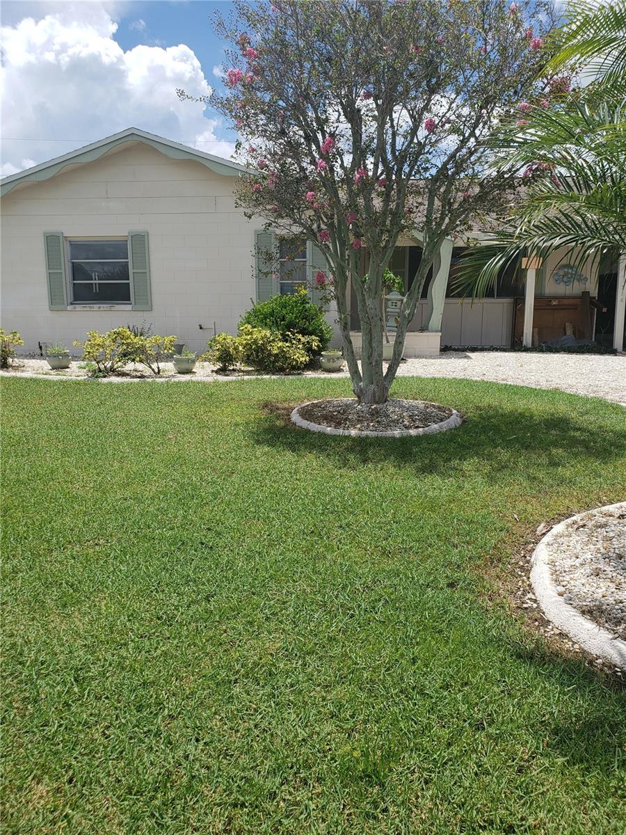 714 INDIAN WELLS AVE, SUN CITY CENTER, FL, 33573