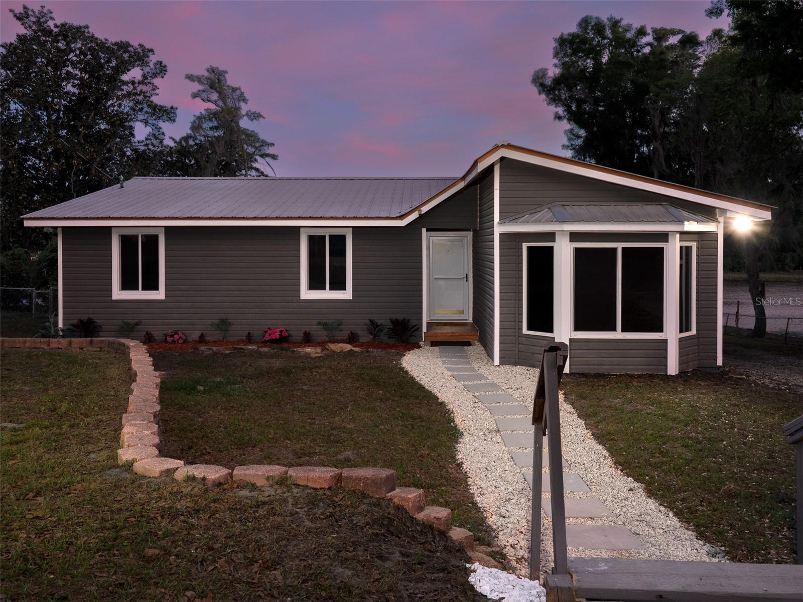 8491 LILLY LAKE RD, MELROSE, FL, 32666