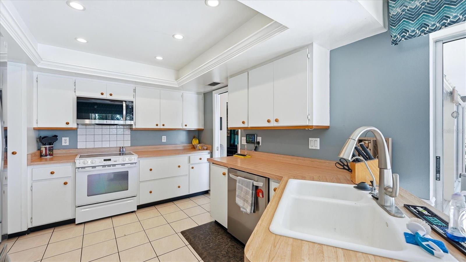 1929 PAR PL, SARASOTA, FL, 34240