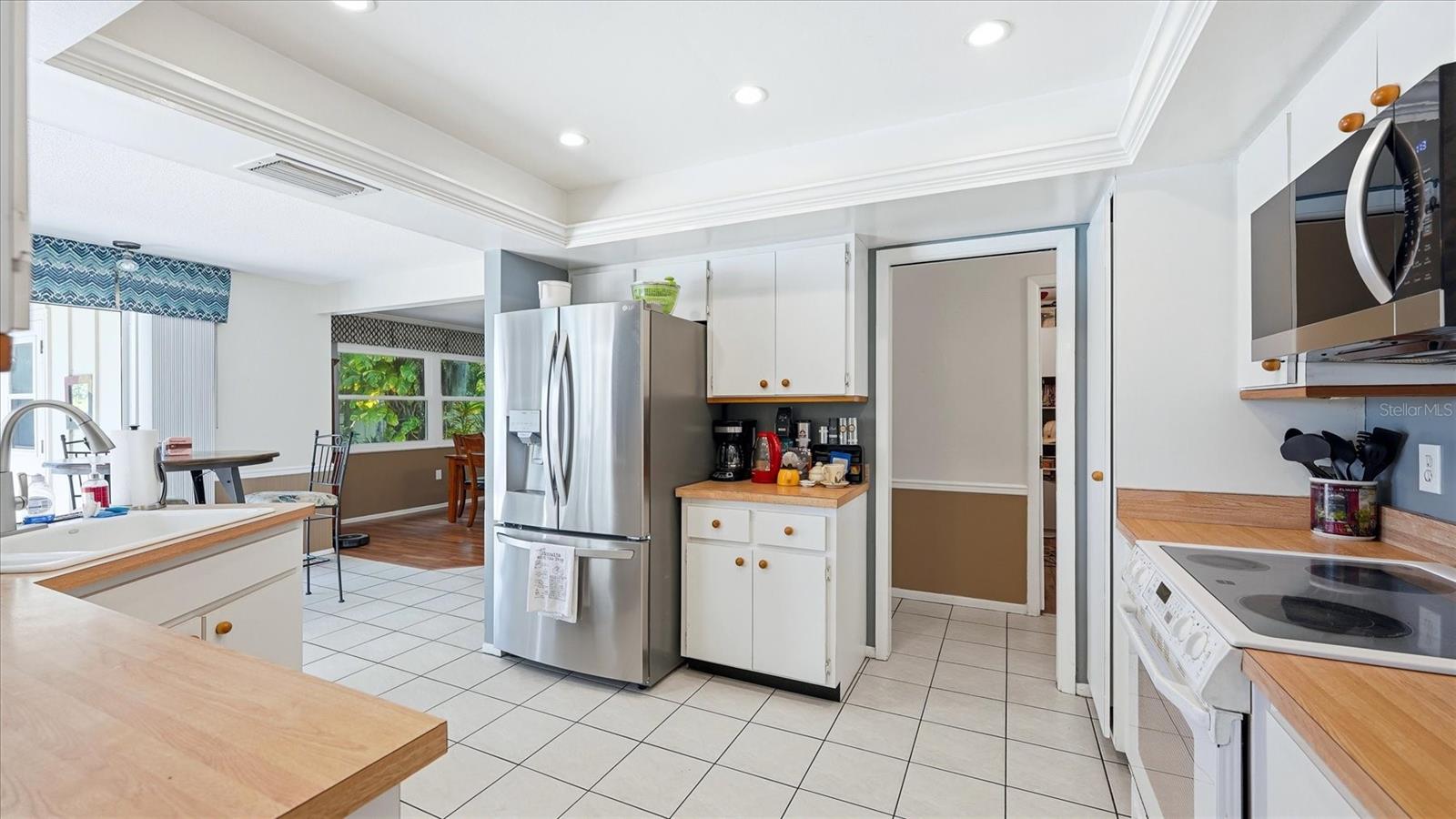 1929 PAR PL, SARASOTA, FL, 34240