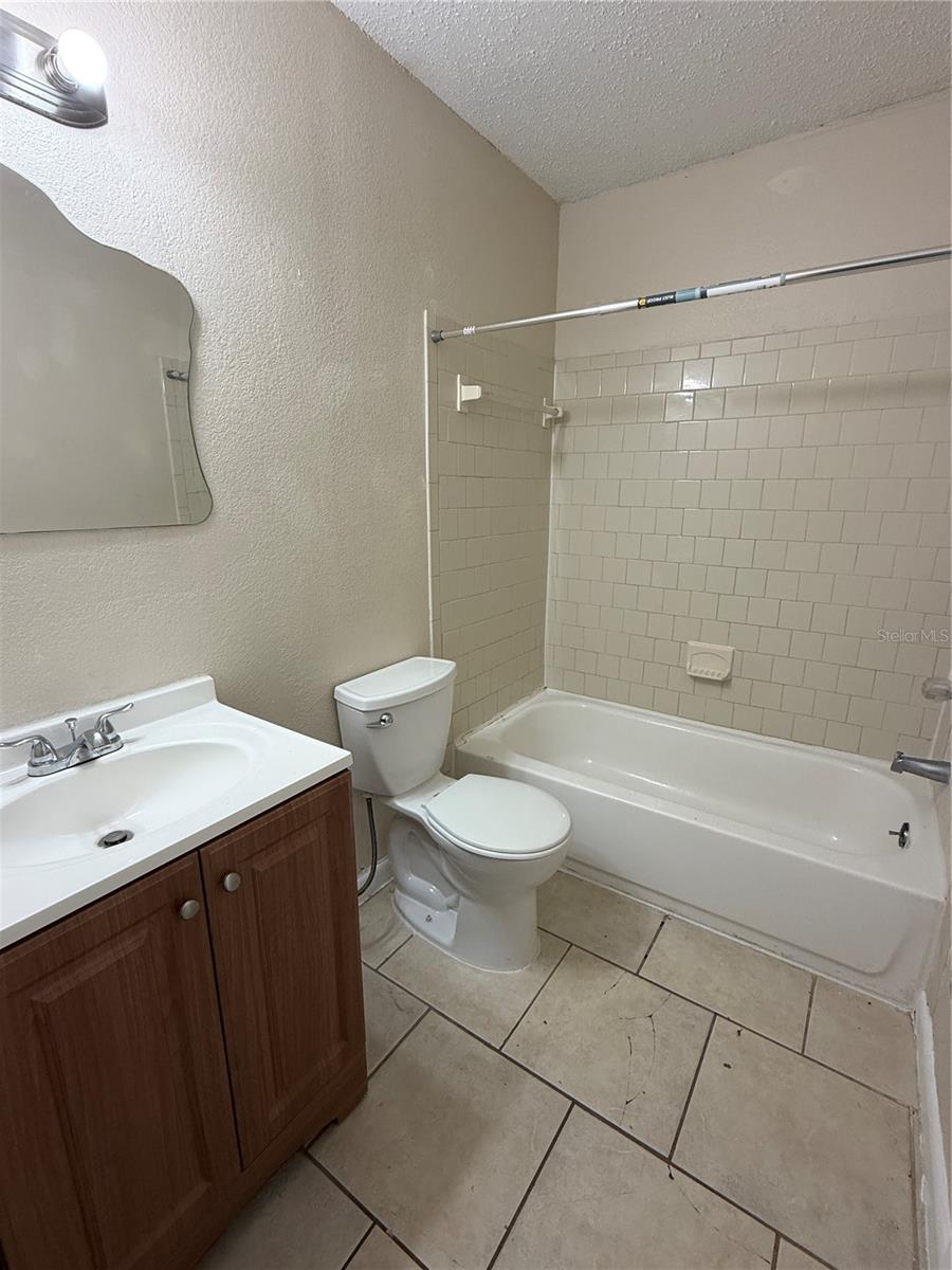 609 WASHINGTON AVE, LAKE WALES, FL, 33853