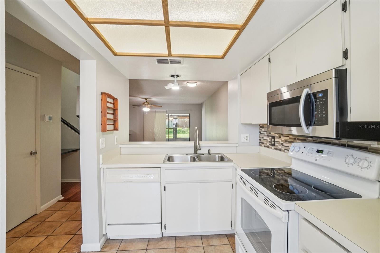 745 OAK PARK PL, BRANDON, FL, 33511