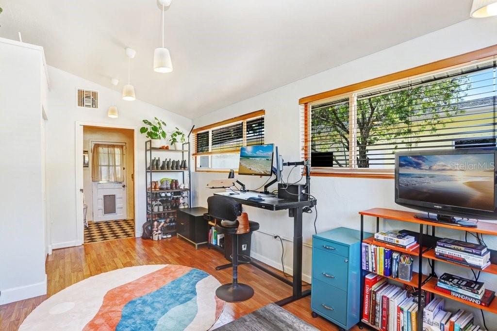 5347 10TH ST N, ST PETERSBURG, FL, 33703