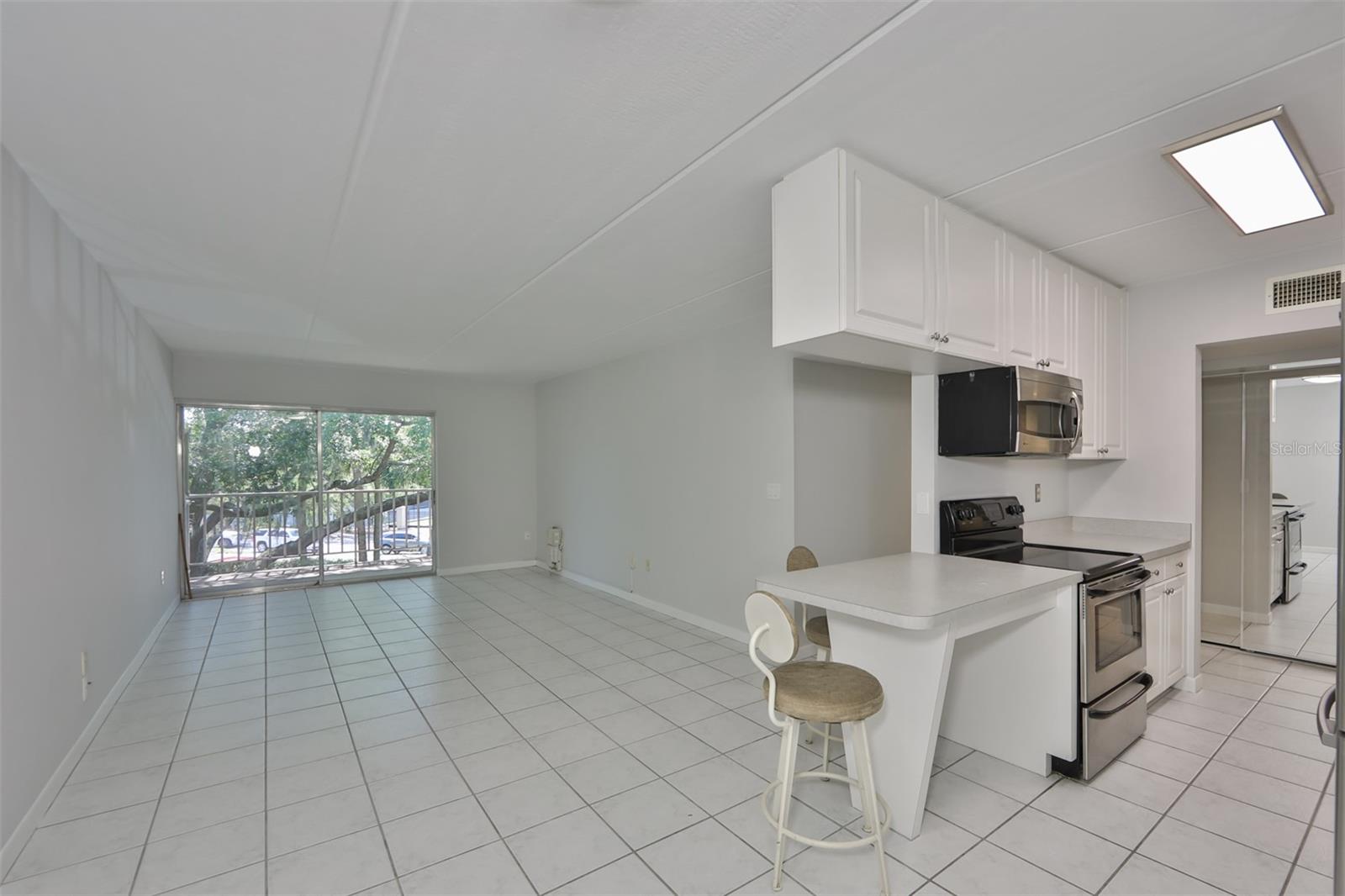 3325 BAYSHORE BLVD #E34, TAMPA, FL, 33629