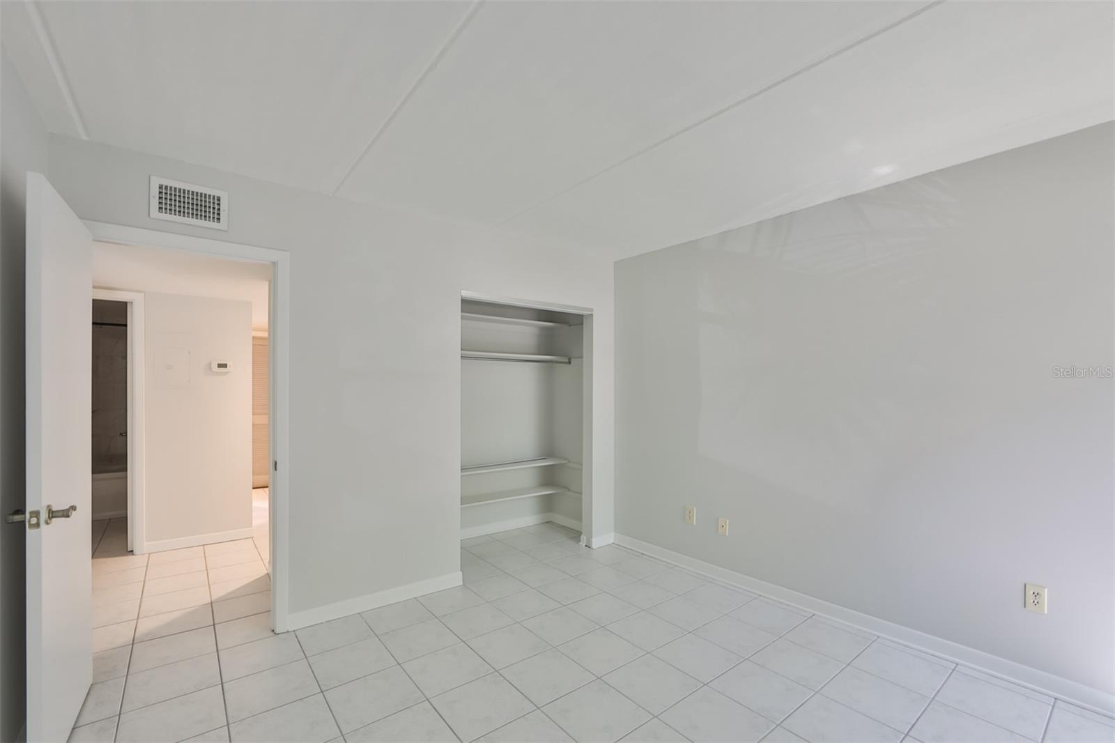 3325 BAYSHORE BLVD #E34, TAMPA, FL, 33629