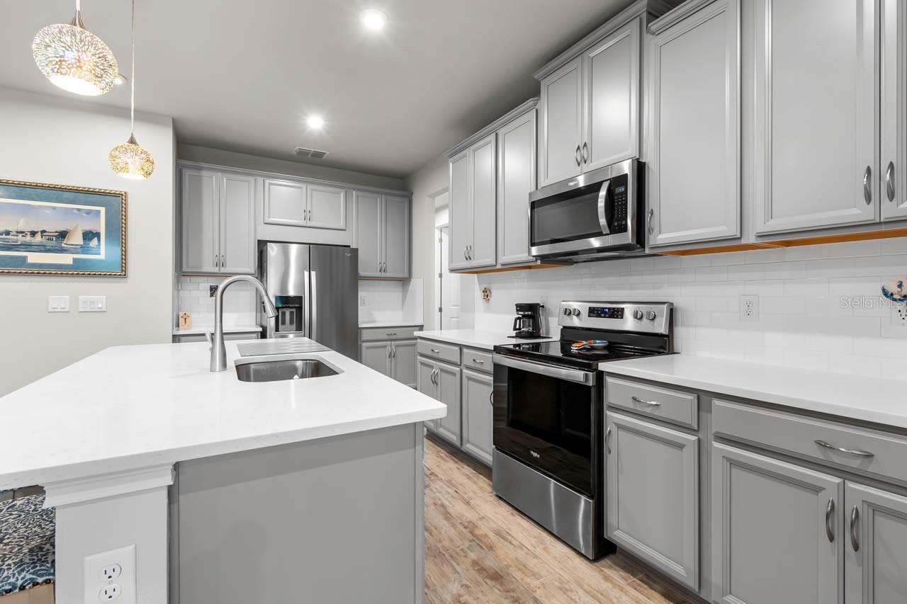 3775 MAXWELL PARK DR #92, SUN CITY CENTER, FL, 33573