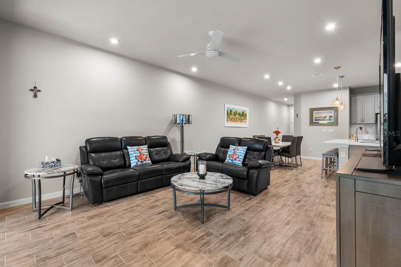 3775 MAXWELL PARK DR #92, SUN CITY CENTER, FL, 33573