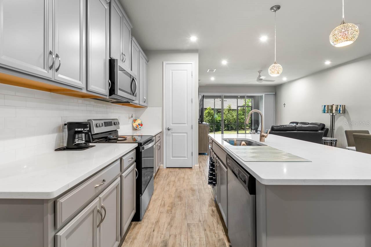 3775 MAXWELL PARK DR #92, SUN CITY CENTER, FL, 33573