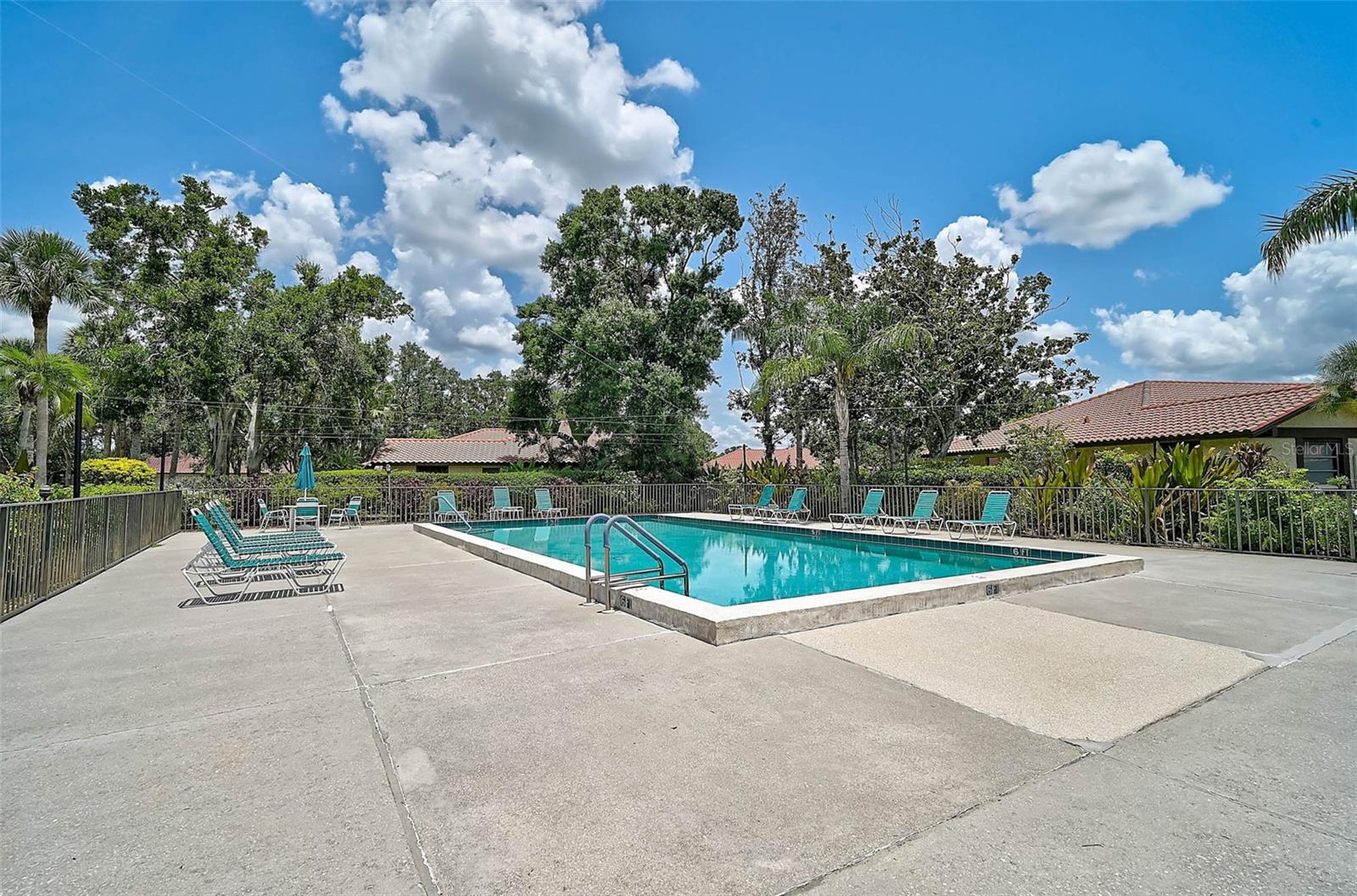 7341 GOLF POINTE CIR, SARASOTA, FL, 34243