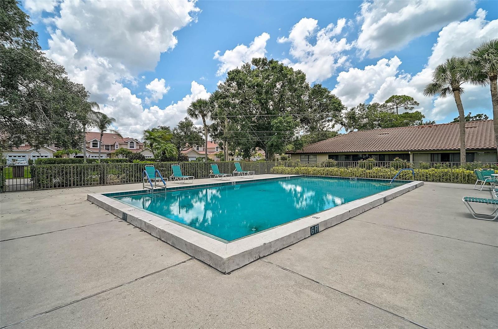 7341 GOLF POINTE CIR, SARASOTA, FL, 34243