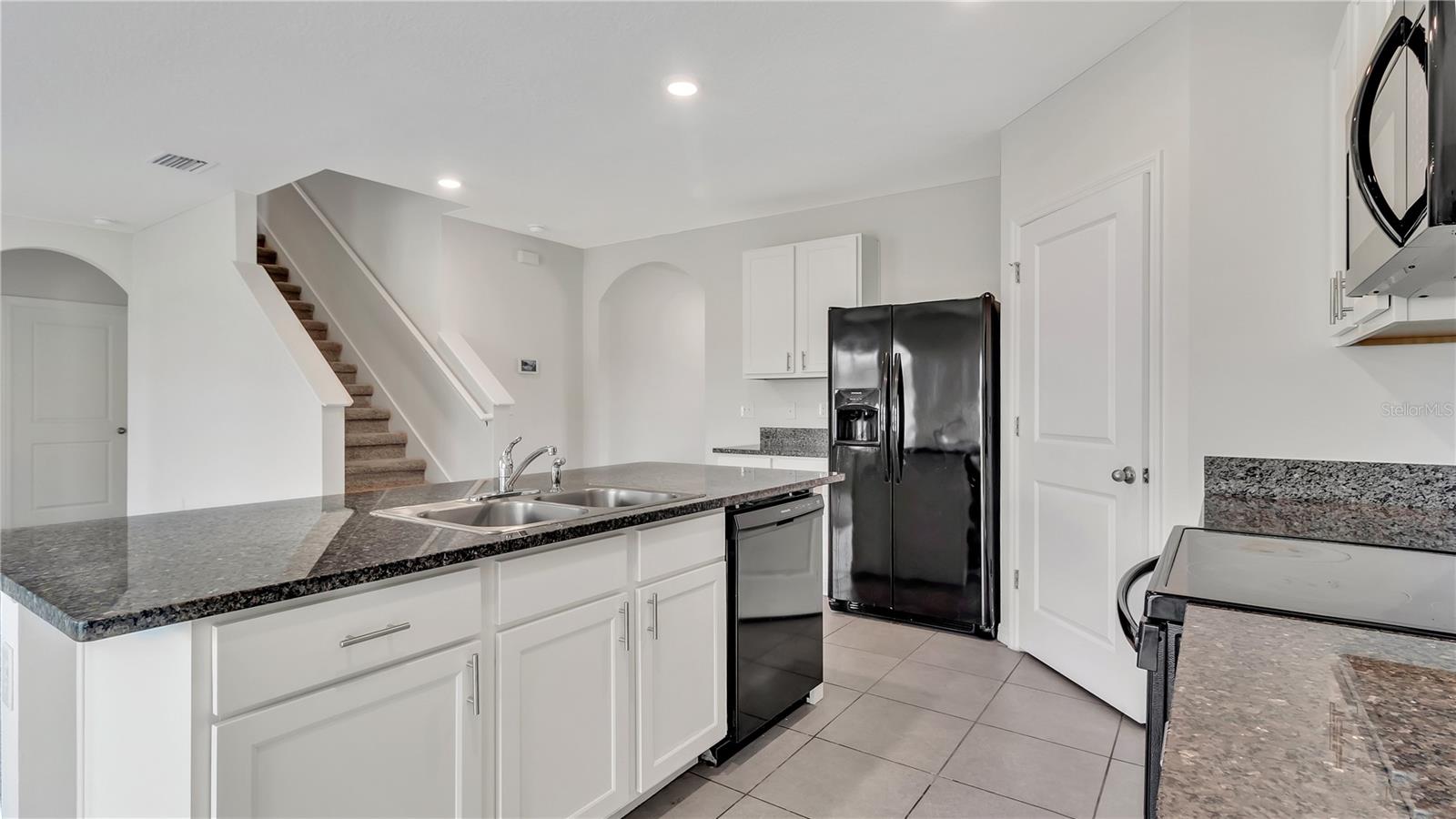 16441 LITTLE GARDEN DR, WIMAUMA, FL, 33598