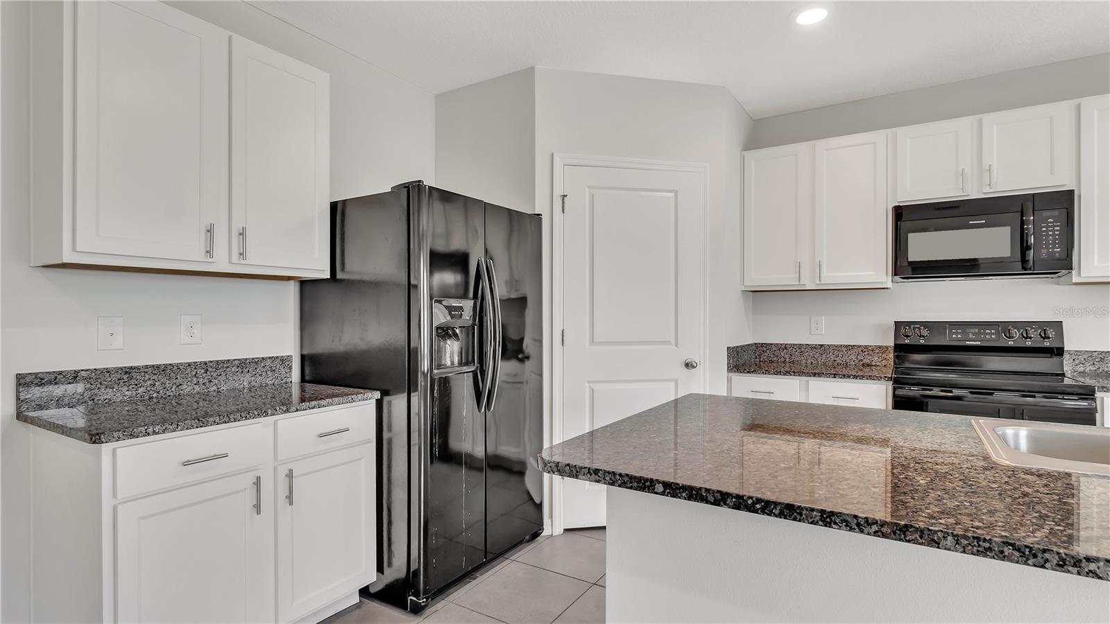 16441 LITTLE GARDEN DR, WIMAUMA, FL, 33598