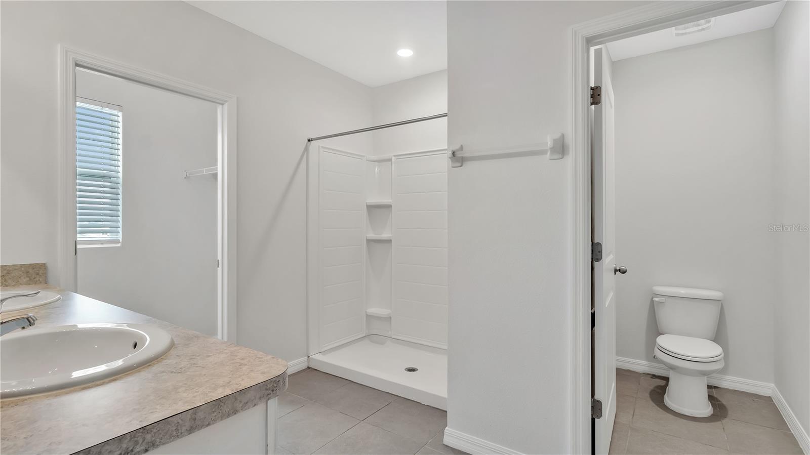 16441 LITTLE GARDEN DR, WIMAUMA, FL, 33598