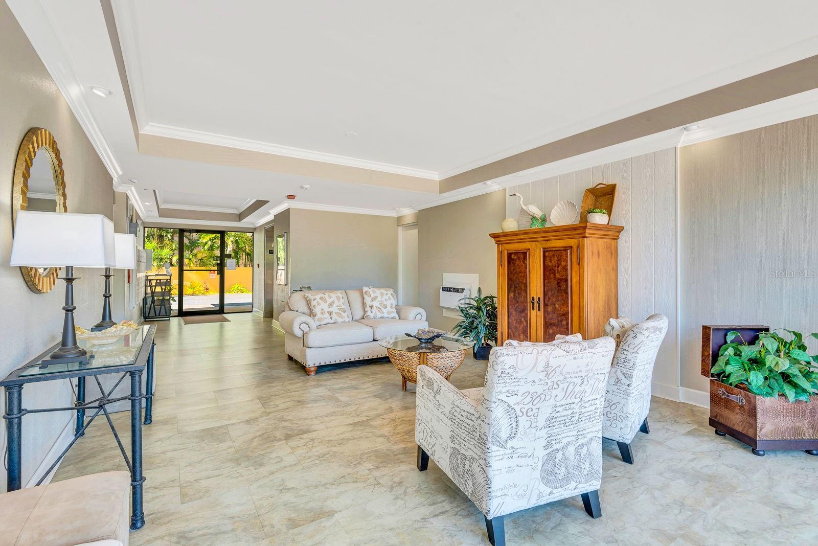 350 S POLK DR #302, SARASOTA, FL, 34236