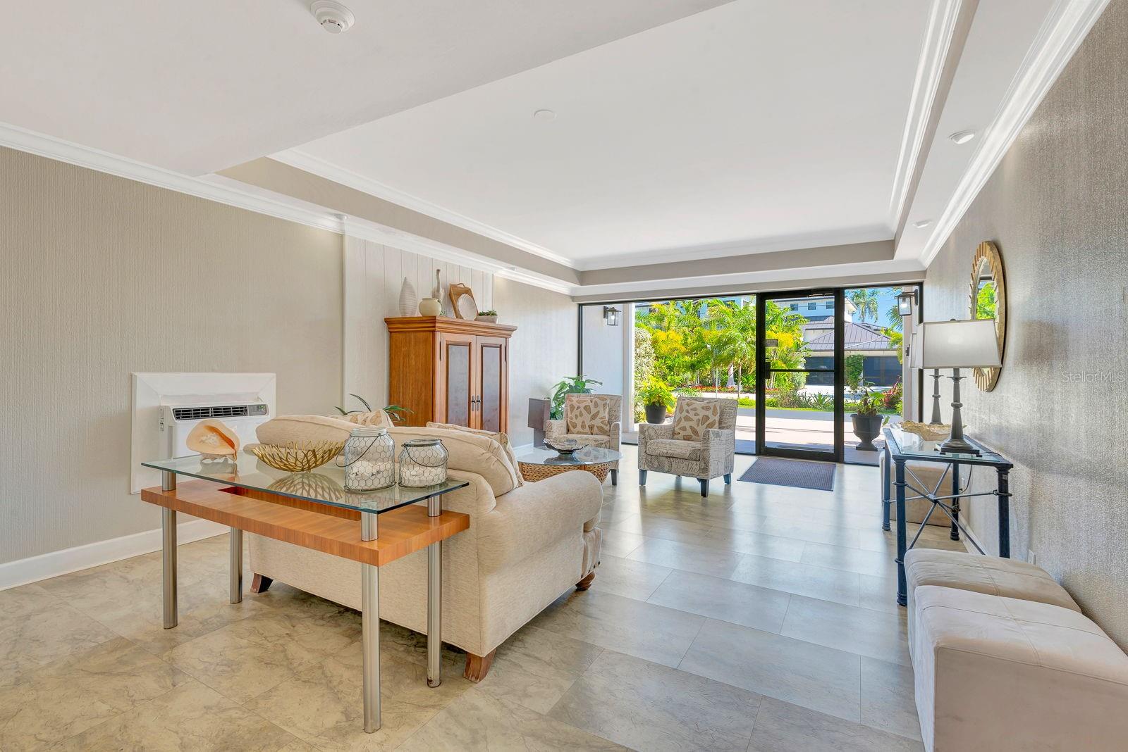 350 S POLK DR #302, SARASOTA, FL, 34236