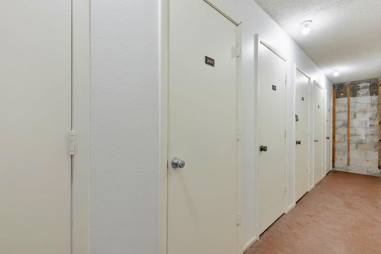 350 S POLK DR #302, SARASOTA, FL, 34236