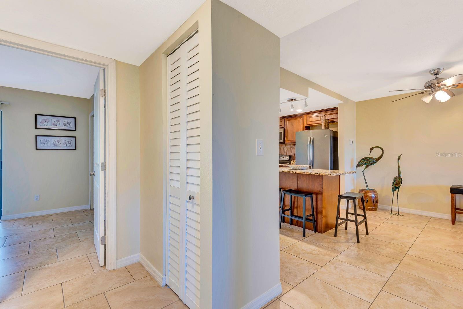 350 S POLK DR #302, SARASOTA, FL, 34236
