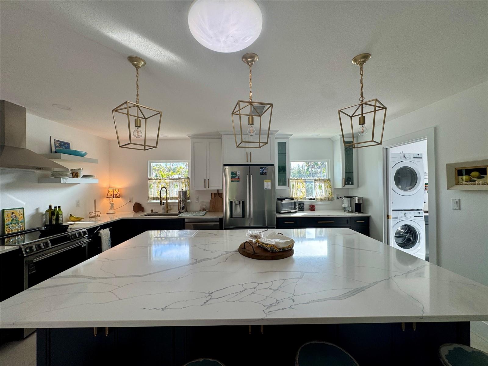 7372 MELALEUCA WAY, SARASOTA, FL, 34242