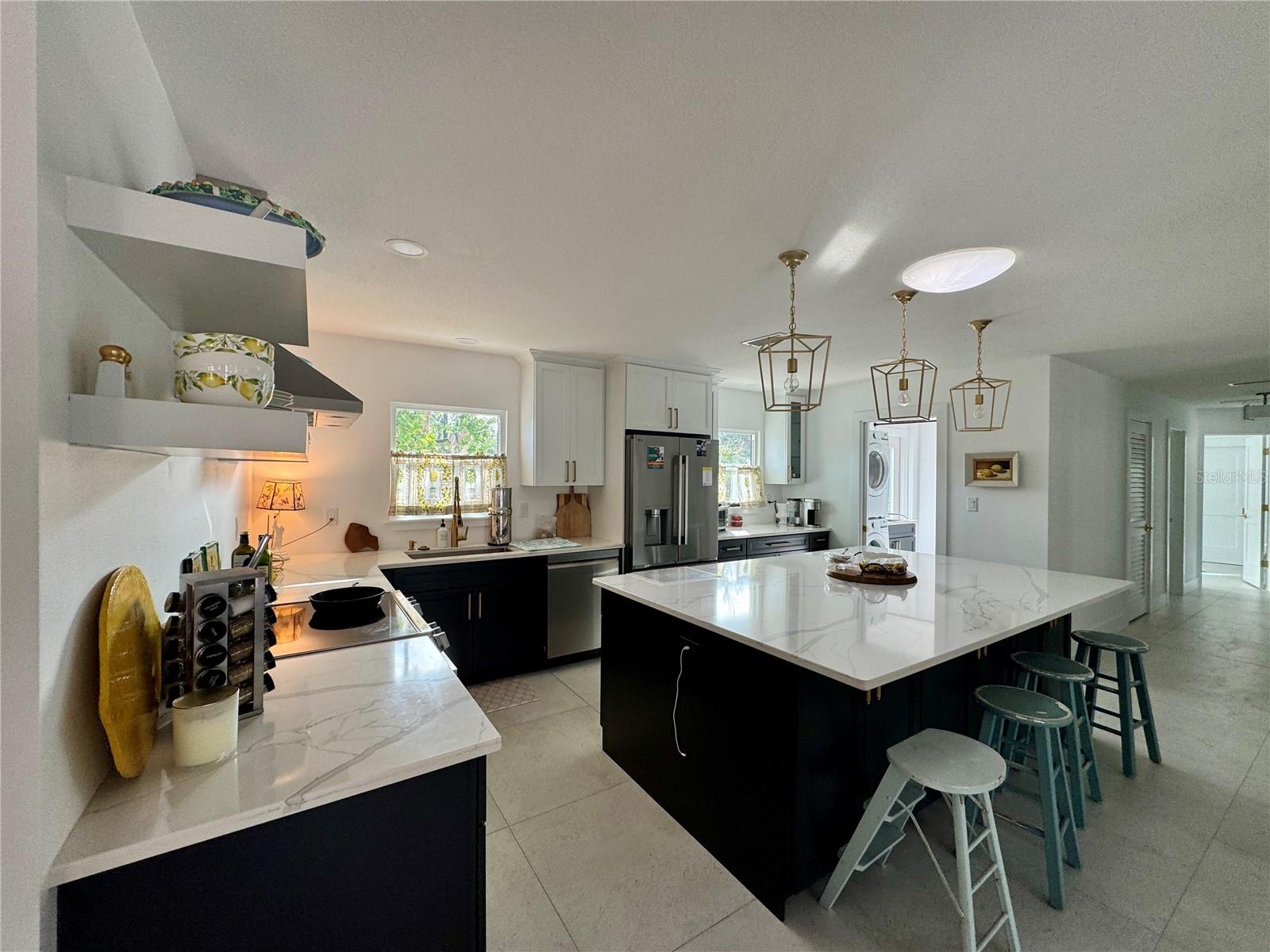 7372 MELALEUCA WAY, SARASOTA, FL, 34242