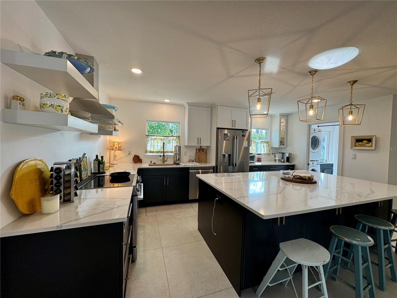 7372 MELALEUCA WAY, SARASOTA, FL, 34242