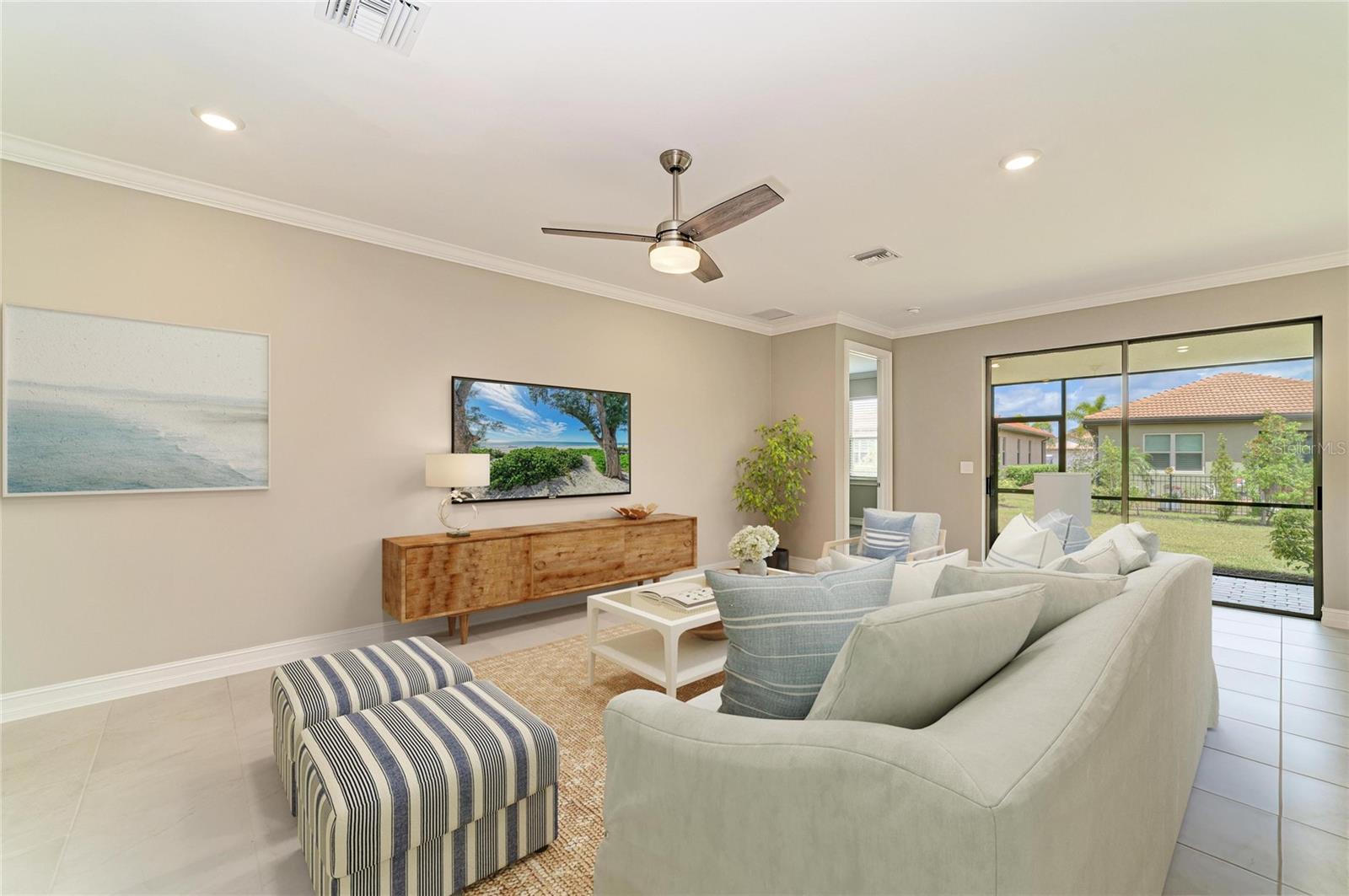 564 MARAVIYA BLVD, NOKOMIS, FL, 34275