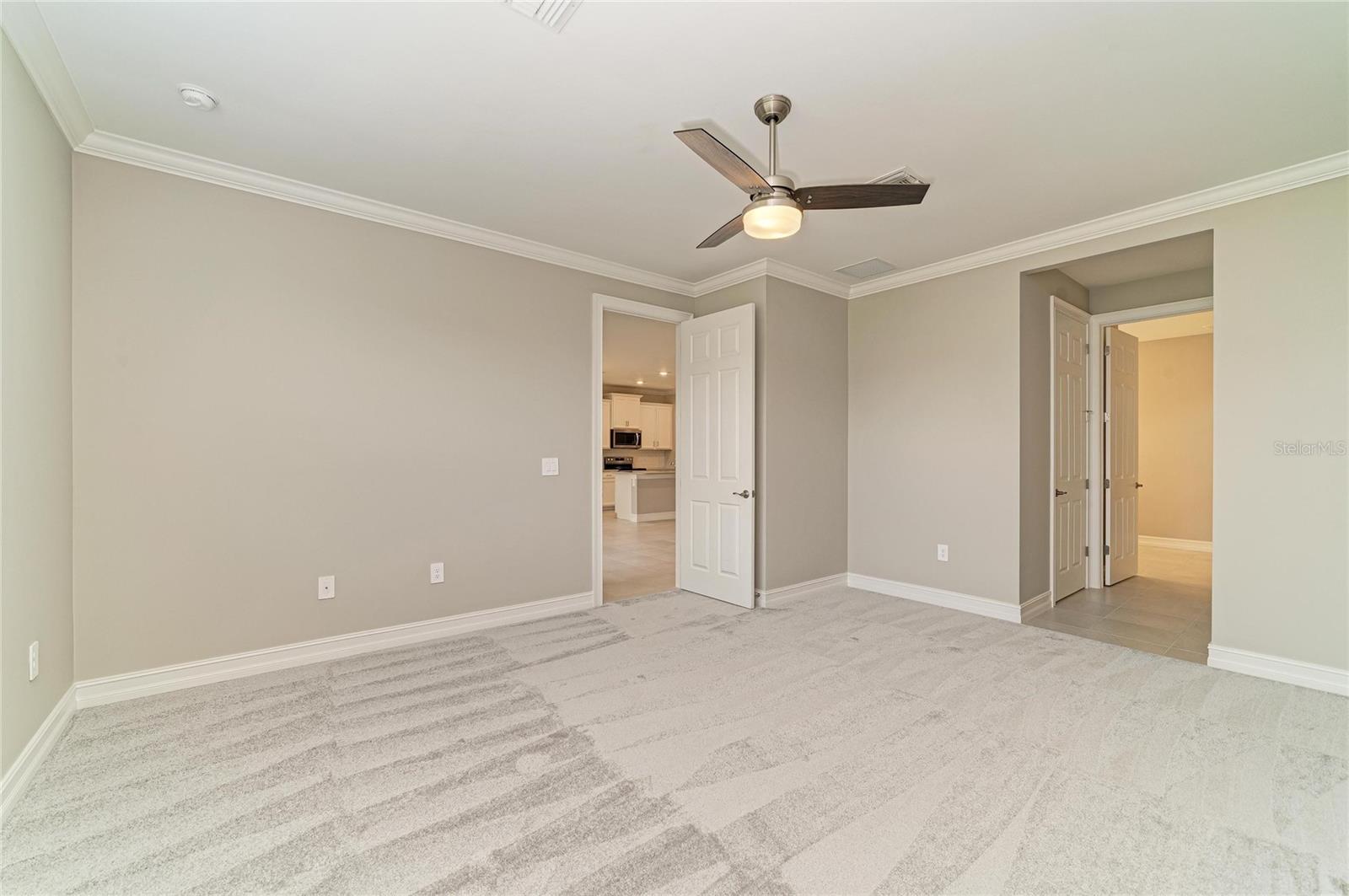 564 MARAVIYA BLVD, NOKOMIS, FL, 34275