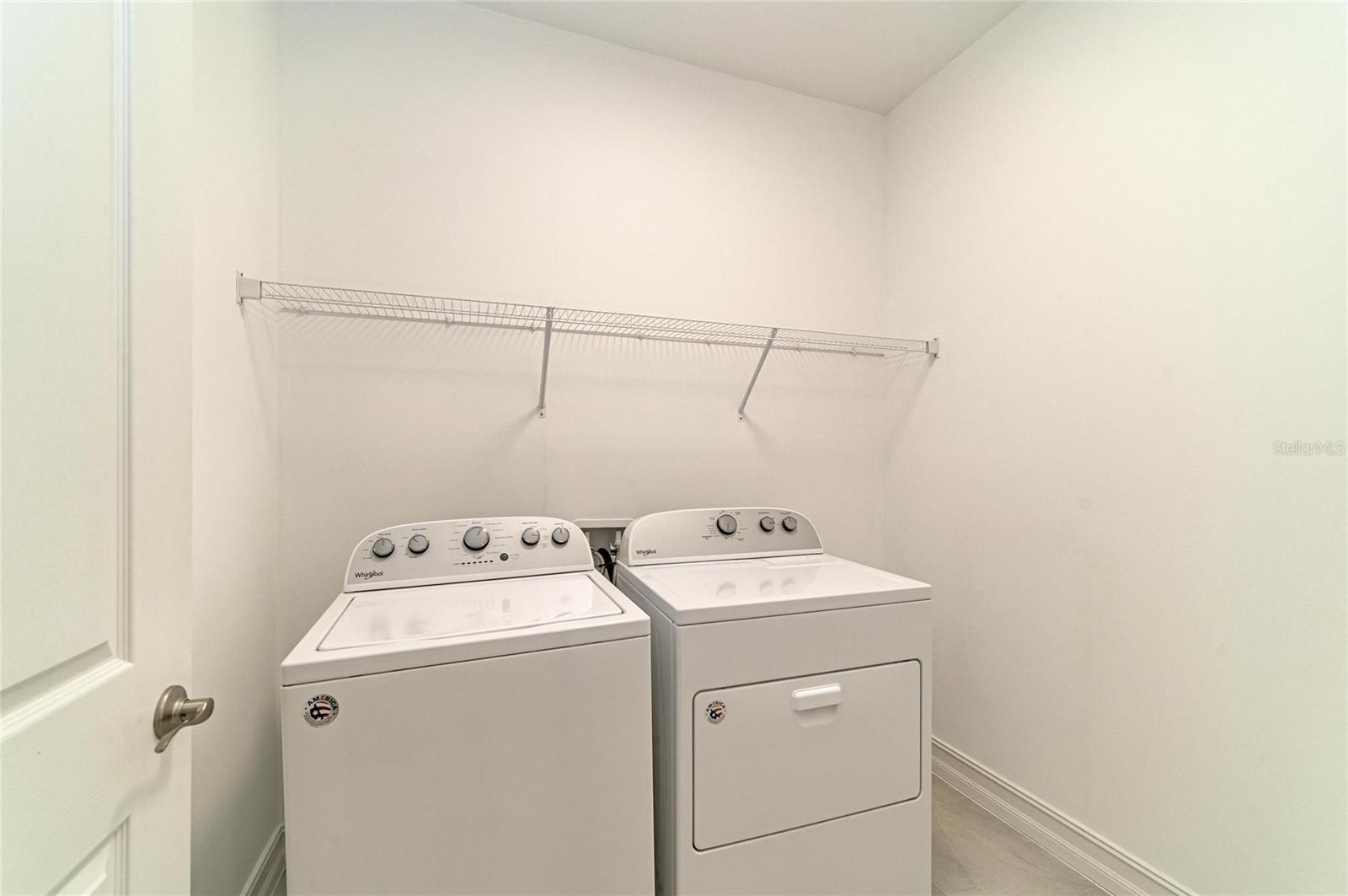 564 MARAVIYA BLVD, NOKOMIS, FL, 34275