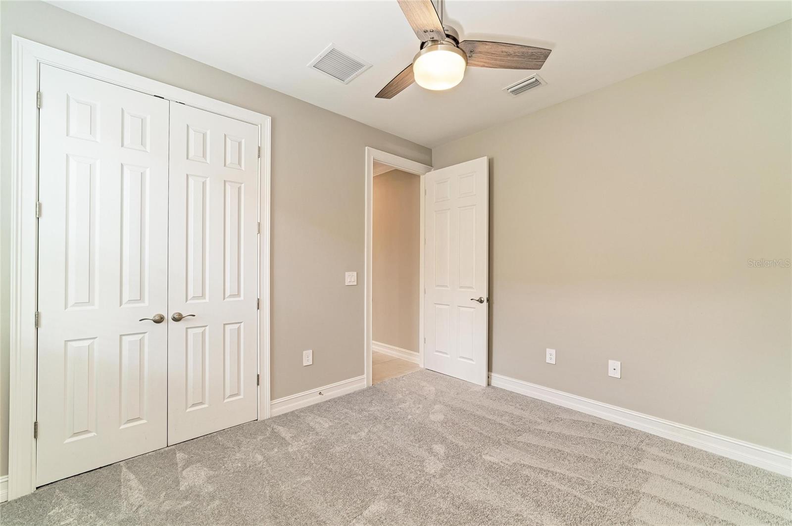 564 MARAVIYA BLVD, NOKOMIS, FL, 34275