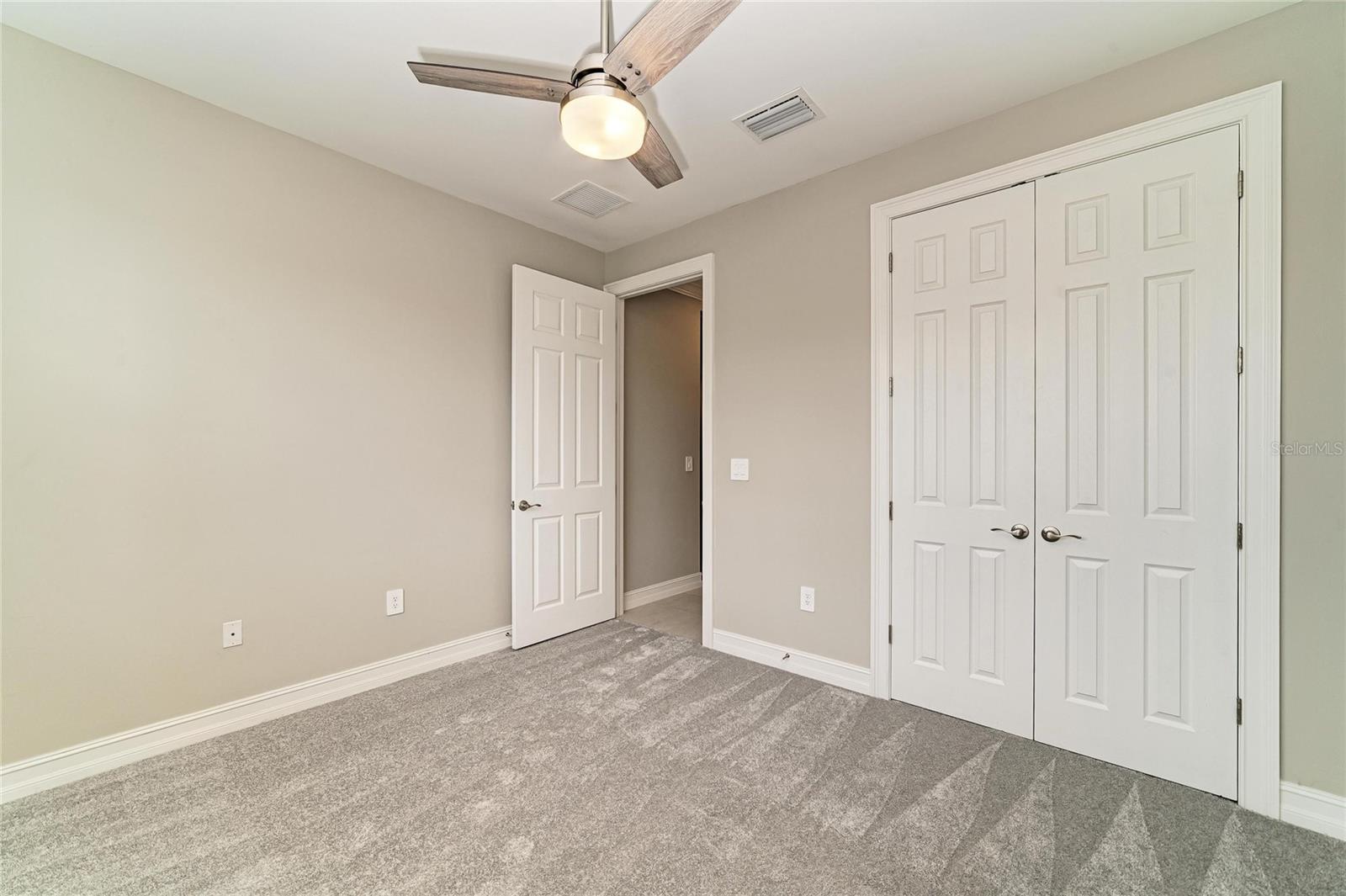 564 MARAVIYA BLVD, NOKOMIS, FL, 34275