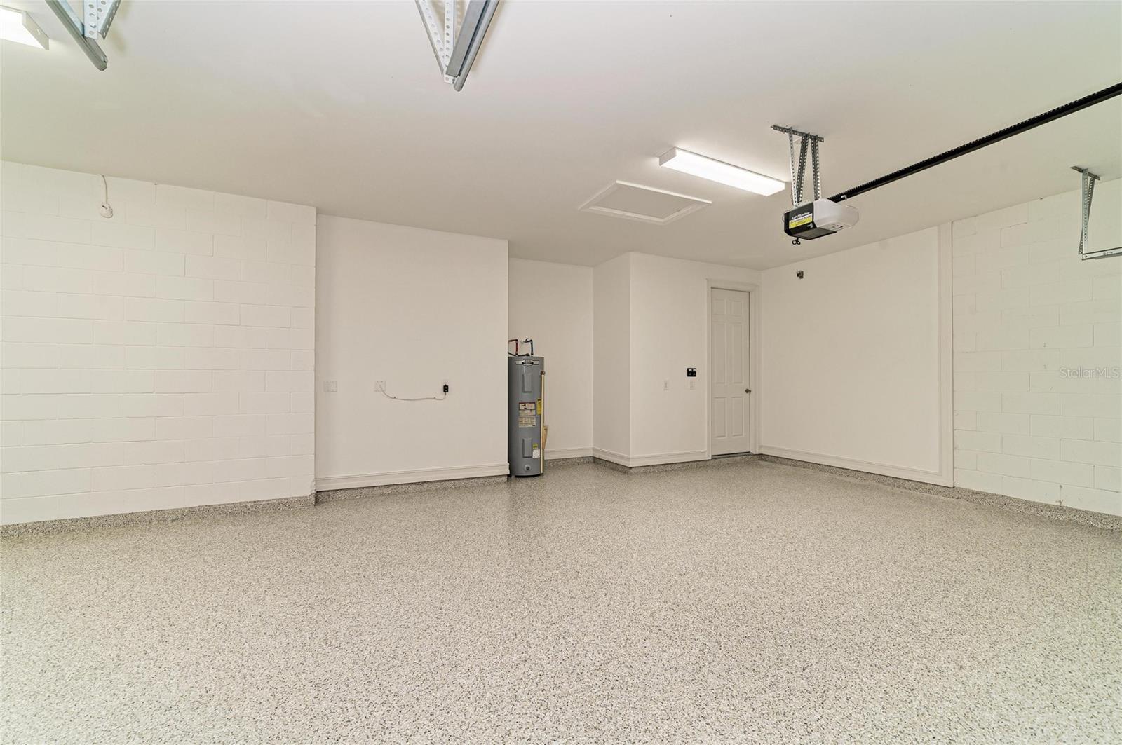 564 MARAVIYA BLVD, NOKOMIS, FL, 34275