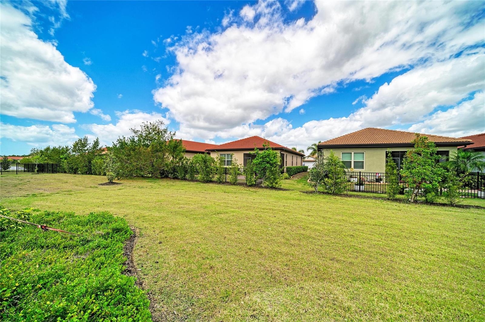 564 MARAVIYA BLVD, NOKOMIS, FL, 34275