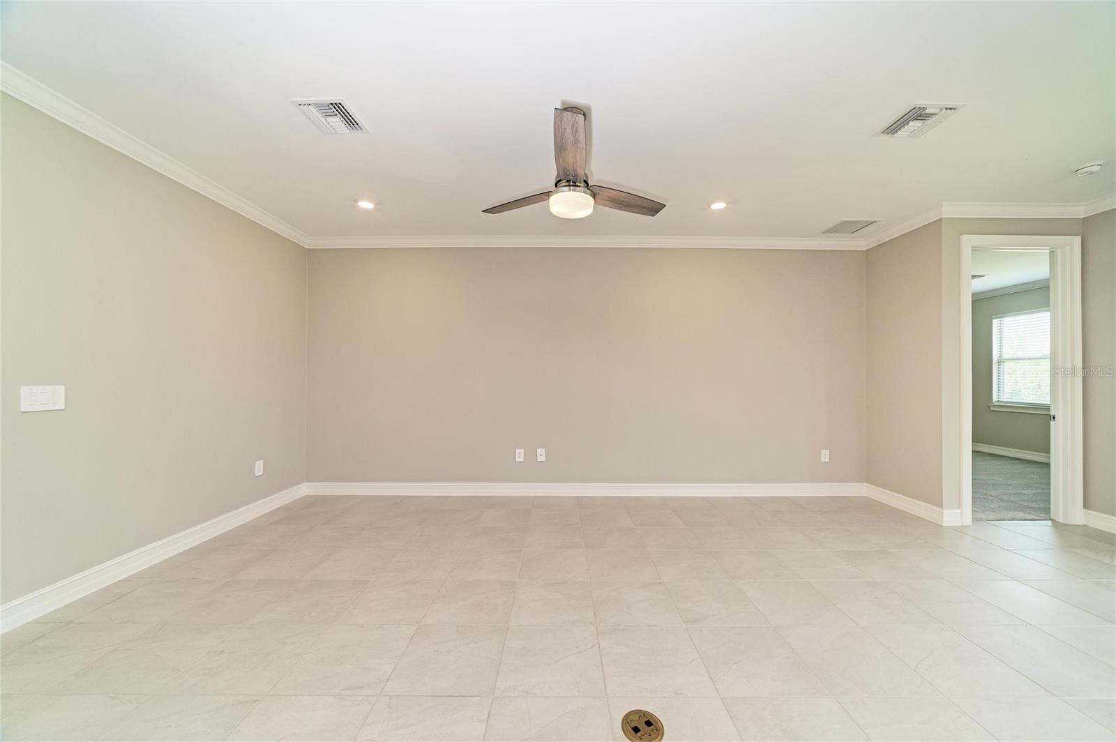 564 MARAVIYA BLVD, NOKOMIS, FL, 34275