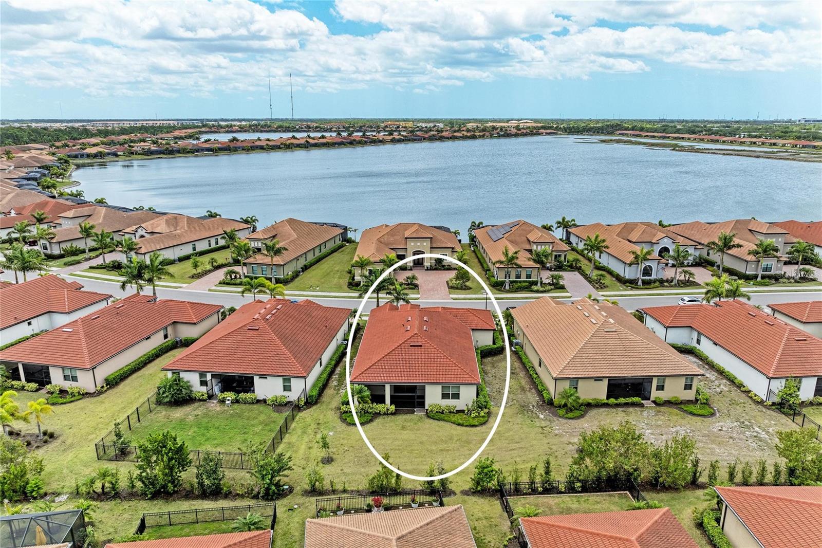 564 MARAVIYA BLVD, NOKOMIS, FL, 34275