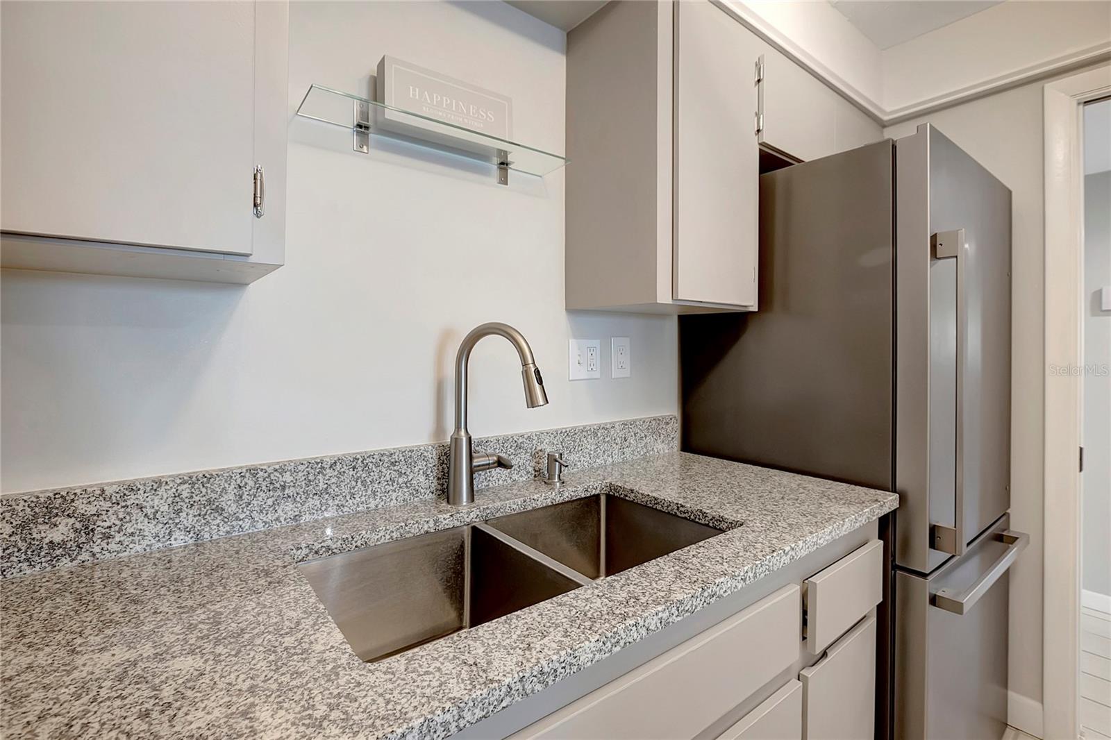 400 64TH AVE #202, ST PETE BEACH, FL, 33706