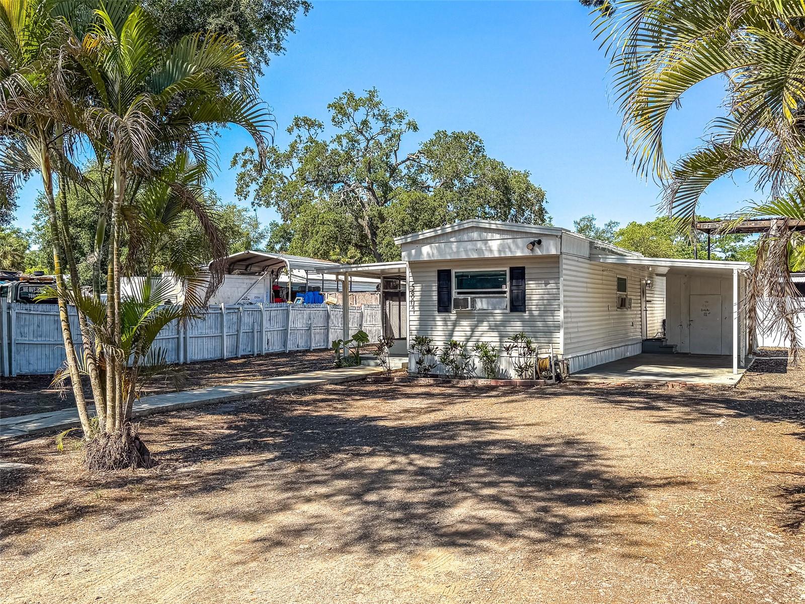 5807 BARRY LN, TAMPA, FL, 33634