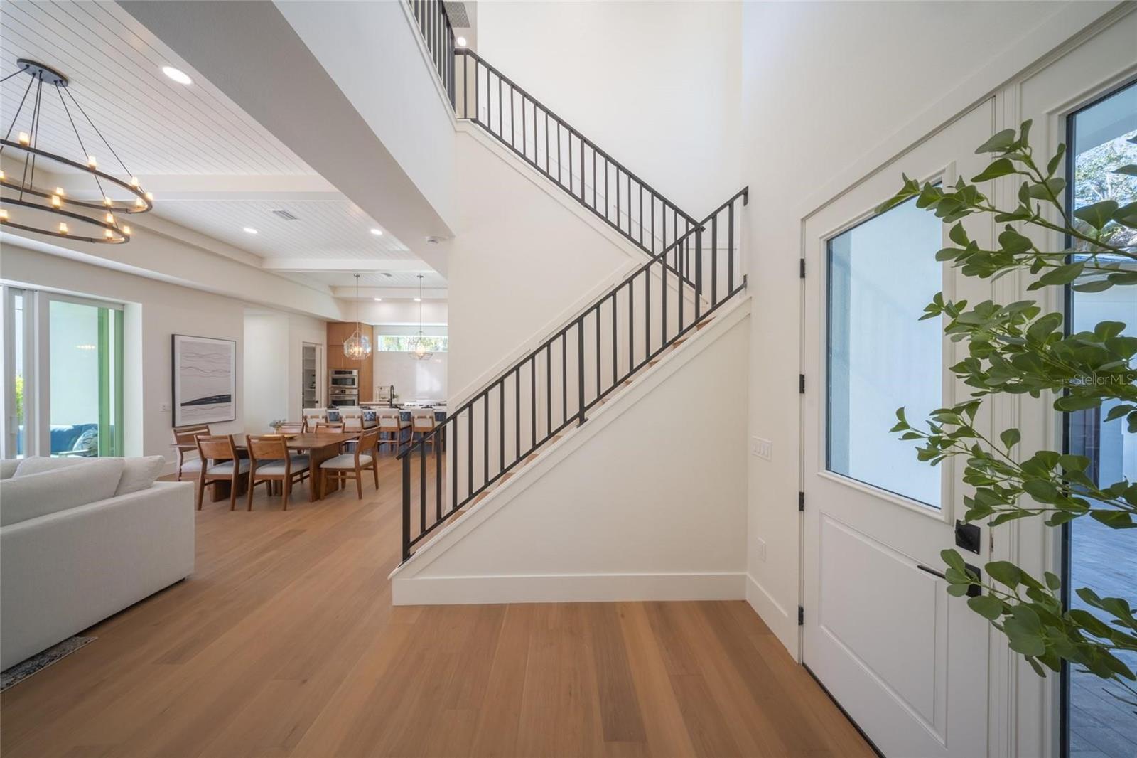 2420 FLOYD ST, SARASOTA, FL, 34239