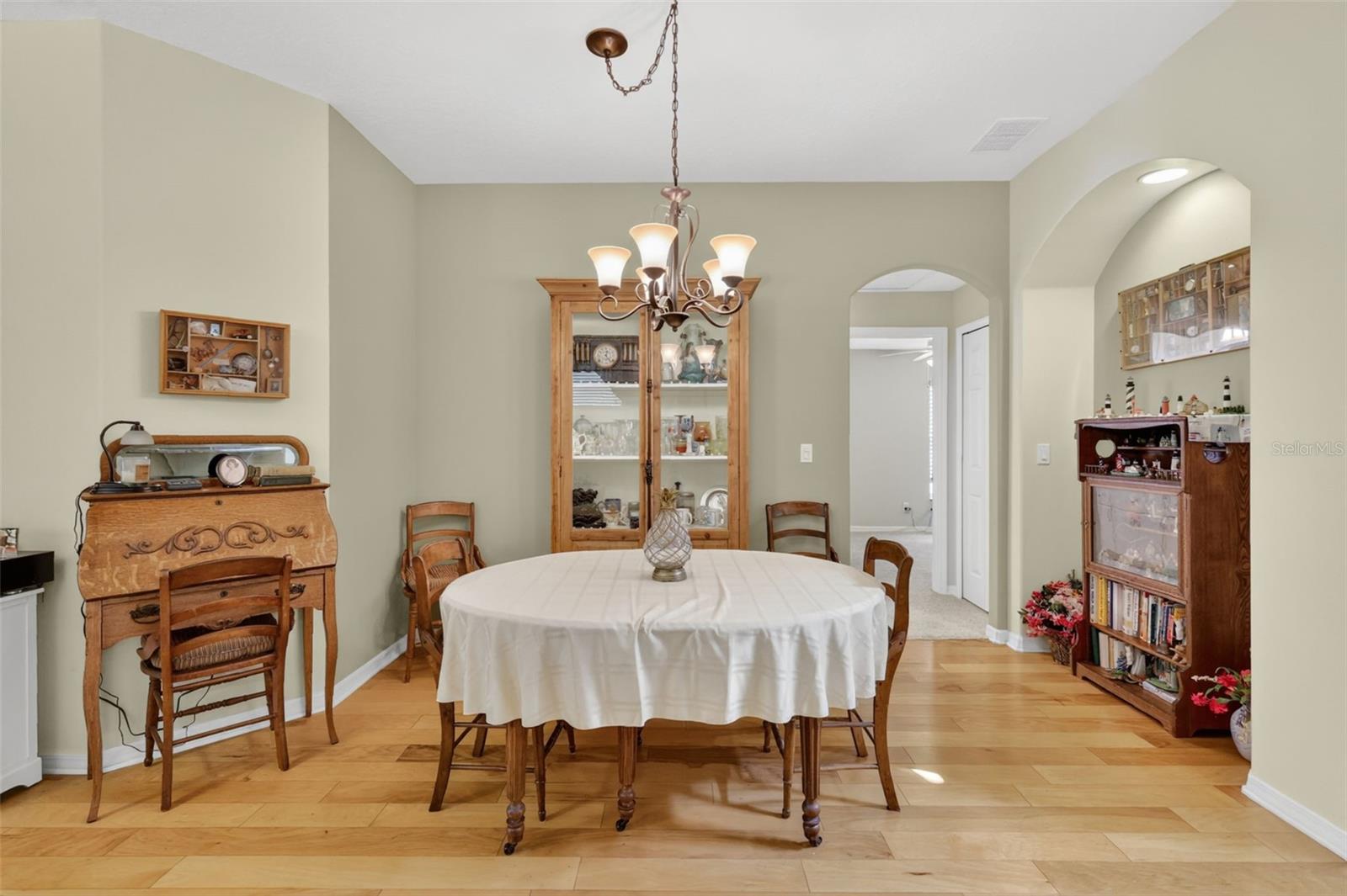 5401 AURORA DR, LEESBURG, FL, 34748