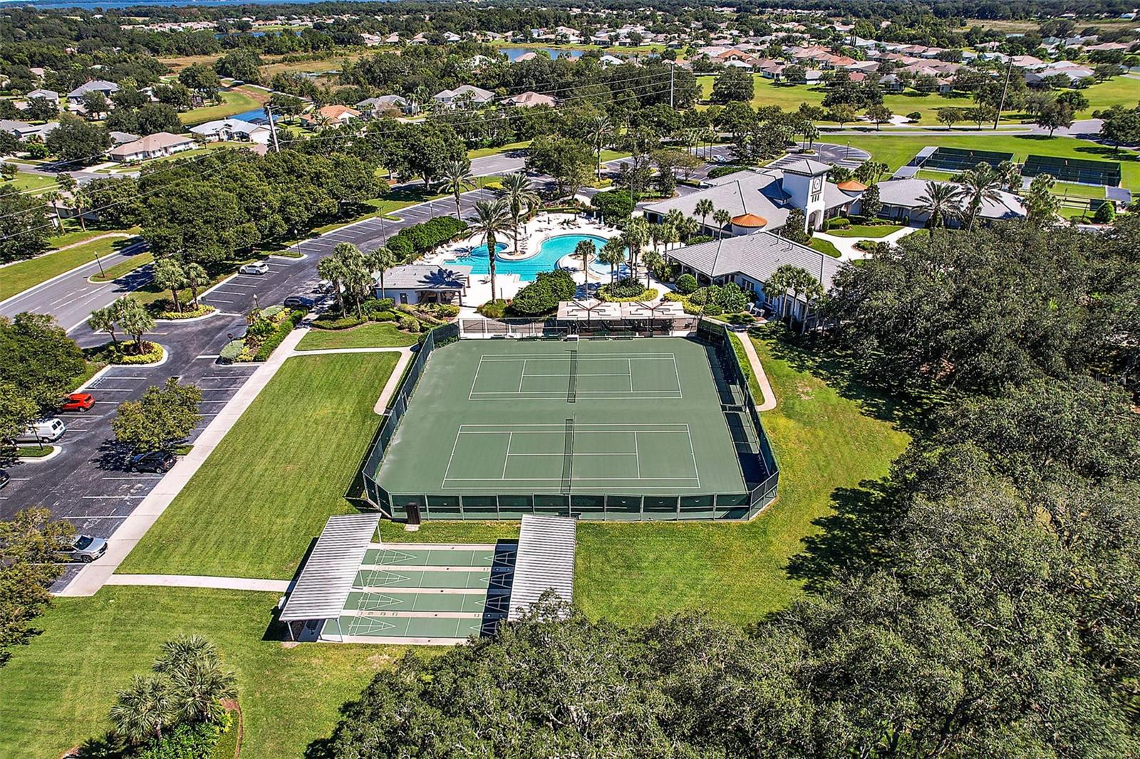 5401 AURORA DR, LEESBURG, FL, 34748