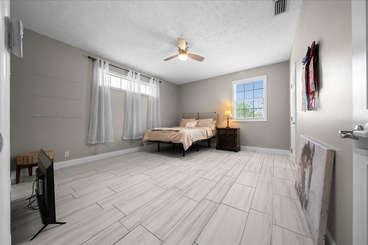 2411 SE 27TH ST, OCALA, FL, 34471