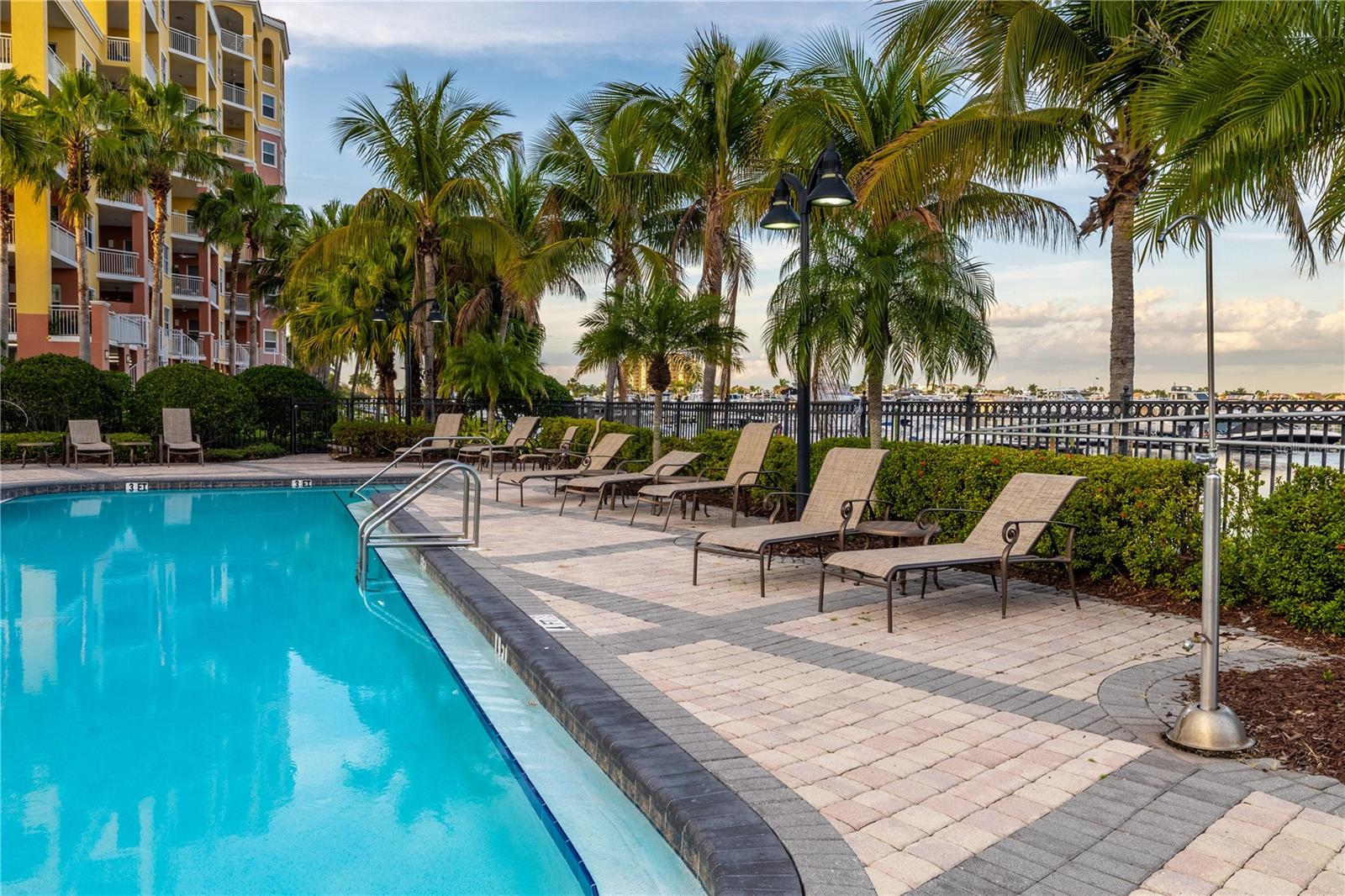 615 RIVIERA DUNES WAY #402, PALMETTO, FL, 34221