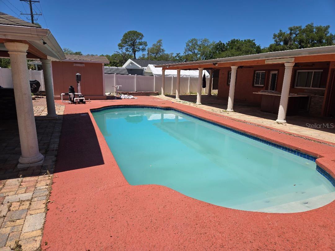 6532 LA MESA CIR, TAMPA, FL, 33634