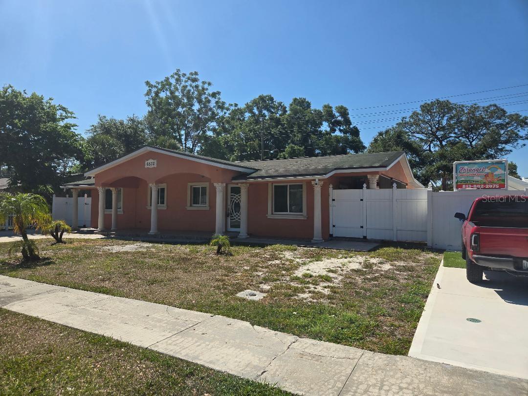 6532 LA MESA CIR, TAMPA, FL, 33634