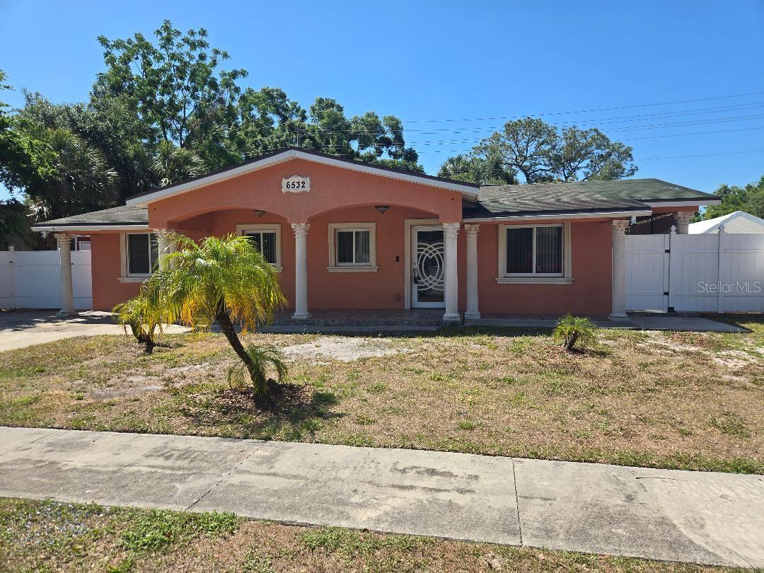 6532 LA MESA CIR, TAMPA, FL, 33634